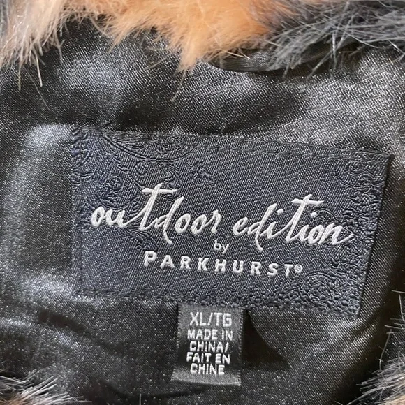 Outdoor Edition by Parkhurst Faux Fur Vest in Black, Pink and White XL (LD) - Picture 10 of 16